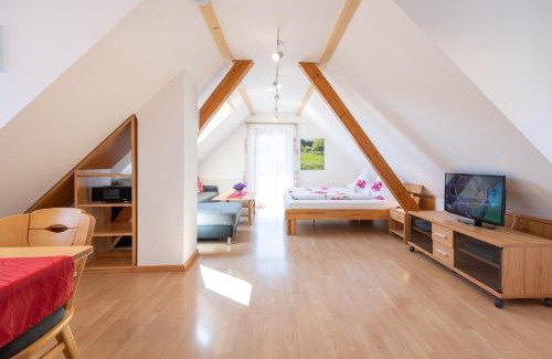 Uehlingen-Birkendorf House | Haus Hilda Fechtig