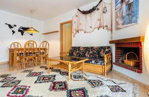 Cunit House | Hauzify I Casa Ribera