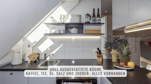 Ahrensburg Apartment | have-a-nice-Stay - helles Dachgeschoss, U-Bahn nach Hamburg 400m - Bäcker & Restaurants 500m - Lidl 800m - Zentrum 1,5km