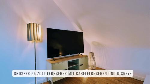 Ahrensburg Apartment | have-a-nice-Stay - U-Bahn nach Hamburg 150m- Bäcker & Restaurants 200m - Lidl 800m - Zentrum 1,5km