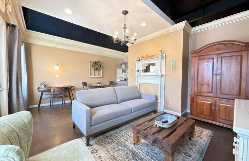 Demorest Apartment | Haven at Hazel~Downtown Loft