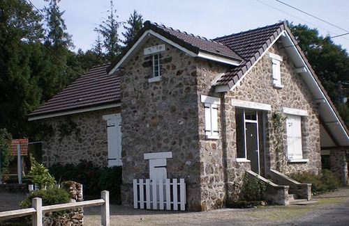 Mareuil-en-Brie Ski Chalet | Haven of peace and tranquility at the foot of a private pond of 3 ha