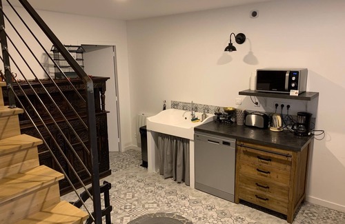 Juillac-le-Coq House | Haven of peace in the heart of the Charente vineyards