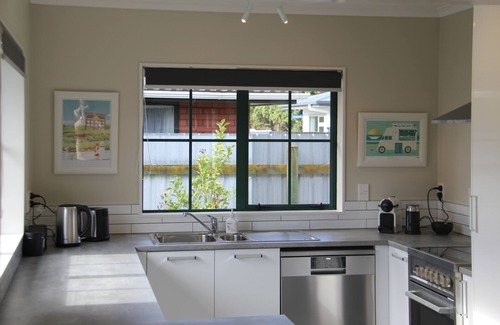 Palmerston North House | Haven on Carroll