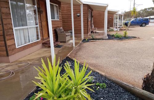 Wonoka Apartment | Hawker cabins