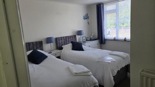Hewish House | Haybow Farm Accommodation