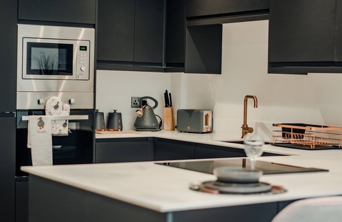 Leeds House | Hayy Modern Townhouse in Leeds