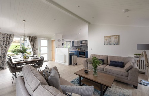 Lifton House | Hazel Lodge, 27 Roadford Lake Lodges