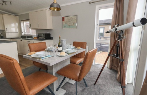 Combpyne Cottage | HAZELWOOD 2, family friendly, with pool in Lyme Regis