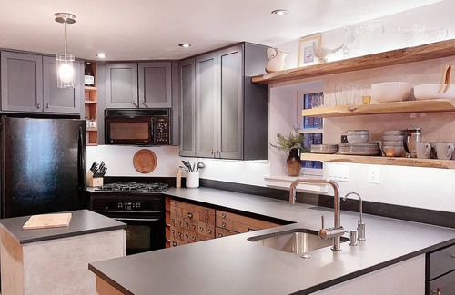 Shaw Condo | Heart of DC! Modern Upscale Comfy 2BR/2BA in Shaw Neighborhood