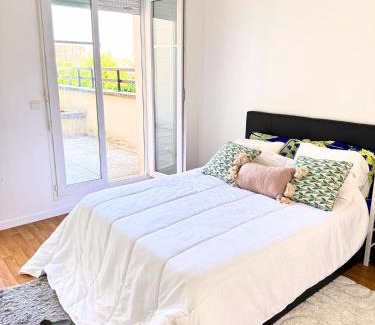 Domont Apartment | HeavenlyHome-Paris-CDG-Stade-de-France
