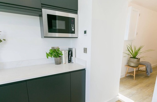 Cylch-Y-Garn Cottage | Hebog - a coastal that sleeps 2 guests in 1 bedroom