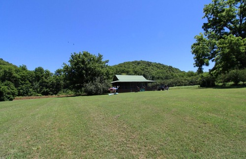 Guion House | Hell Creek Cabin on the White River