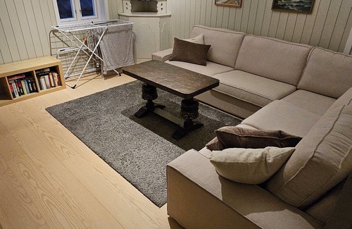 Laerdal House | Hellandbui in Øyragata, Lærdal