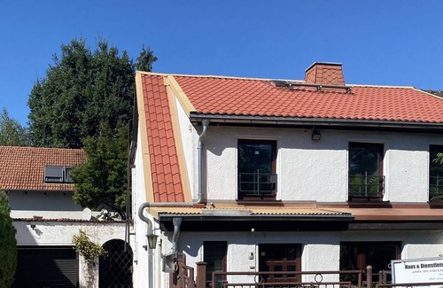 Altenburg Apartment | Helle Hübsche Ferienwohnung in in Ruhiger Lage von Altenburg