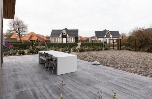 Zoutelande Villa | Hello Zeeland - Huisje aan de Duinen