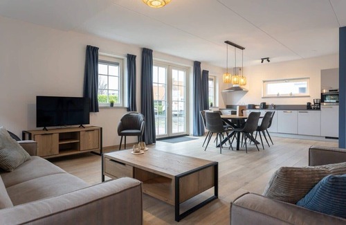 Ossenisse House | Hello Zeeland - vakantiewoning Knuitershoek 102
