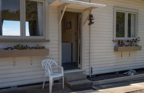 Tasman Cabin | Helme Holiday Middle Bach