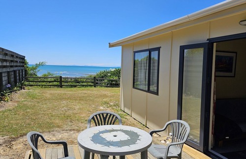 Tasman Cabin | Helme Holiday Top Bach