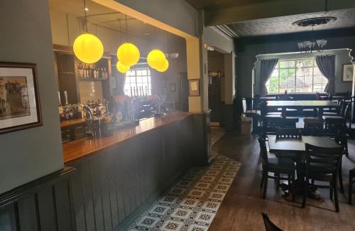 Hednesford Hotel | Hen House