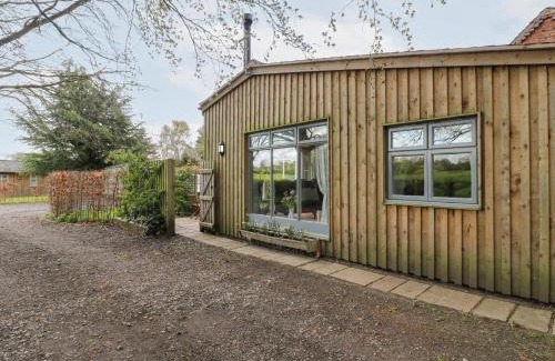 Rugeley House | Hen House View