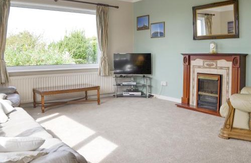 Llanfaethlu House | Hen Ysgol
