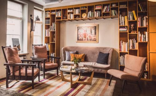 Hamburg City Center Hotel | Henri Hotel Hamburg Downtown