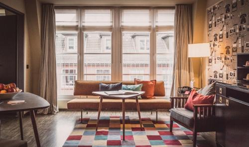 Hamburg City Center Hotel | Henri Hotel Hamburg Downtown