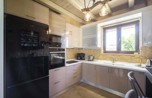 Episkopi Villa | Heraklion Twins House - Private Pool Retreat
