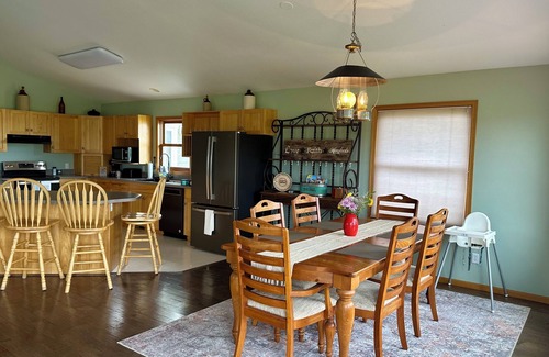Broadwater County Other | "Hereford House" - Charming 4-bedroom farmhouse in quaint Townsend, MT