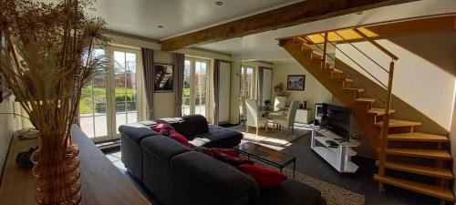 Nederzwalm-Hermelgem House | Hermelgemhoeve - Liriope