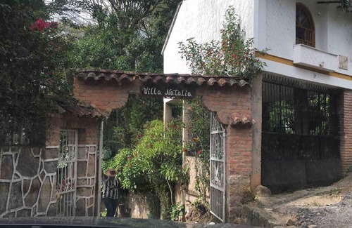 Silvania House | Hermosa Casa Campestre con Piscina y Jacuzzi