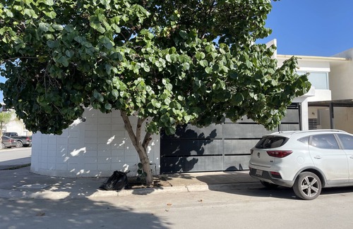 Torreon House | Hermosa Casa en Circuito Cerrado! Cómo estar en casa lejos de casa!