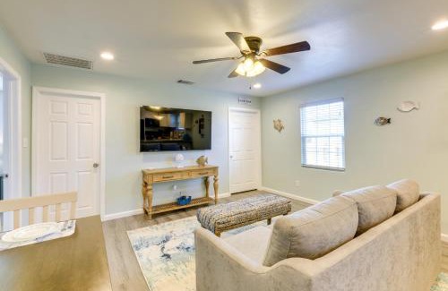 Rockport House | Heron Bay Cottage with Patio in Rockport!