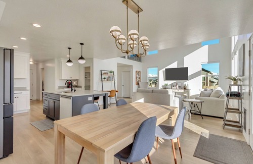 Herriman House | Herriman Hills Hideaway