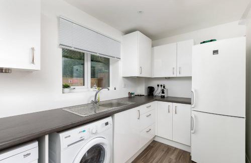 Hertford Apartment | Hertford Serviced Apartments by Payman Club
