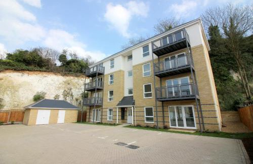 Hertford Apartment | Hertford Serviced Apartments by Payman Club