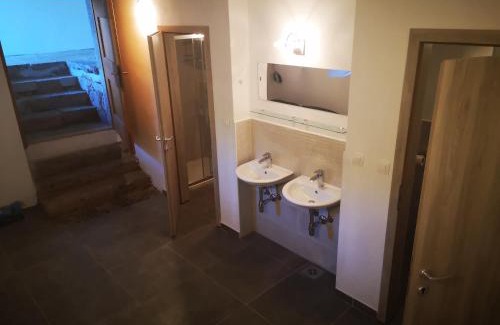 Pliskovica House | Hiša Šucarija