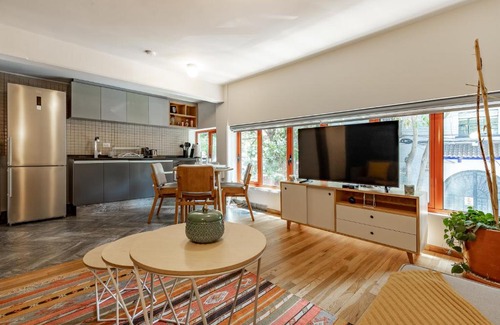 La Condesa Apartment | Hi Tech, Private 1 br in La Condesa with Terrace