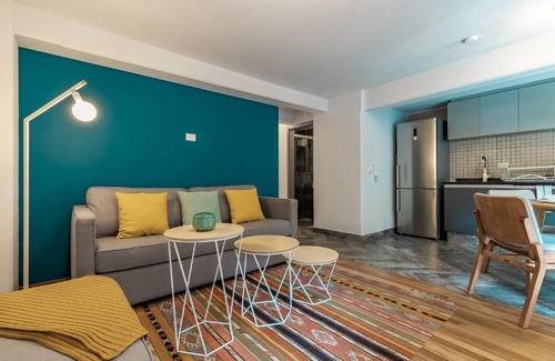 La Condesa Apartment | Hi Tech, Private 1 br in La Condesa with Terrace