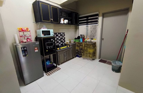Pelindung Apartment | Hidanah Sutravilla Homestay