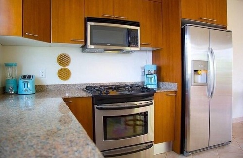 Esperanza House | Hidden Gem in Esperanza-Easy Walk to Waterfront, Restaurants, Shops & Beach