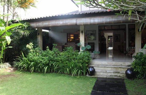 Petitenget Villa | Hidden oasis with private pool in the heart of Seminyak & only 10 mins to beach