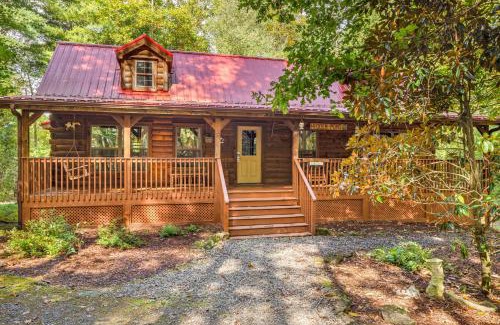 Alexander House | Hidden Pond by Carolina Mornings