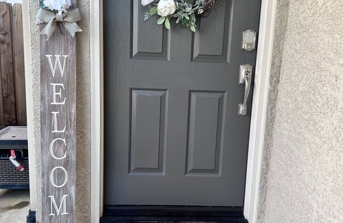 Regency Park House | Hideaway Haven: Where luxury meets Convenience- Near Airport & Downtown
