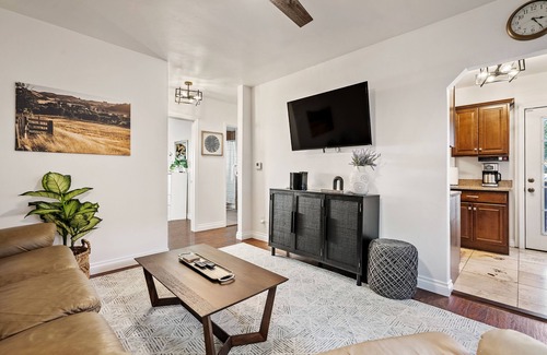 Paso Robles House | Hideaway on Oak with Fire Pit!