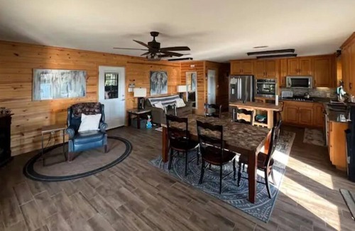 Breckenridge House | Hideaway Ranch: Lower Level