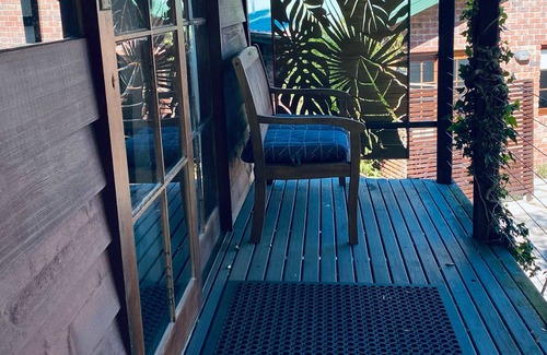 Lindisfarne Apartment | Hideaway Studio Accommodation