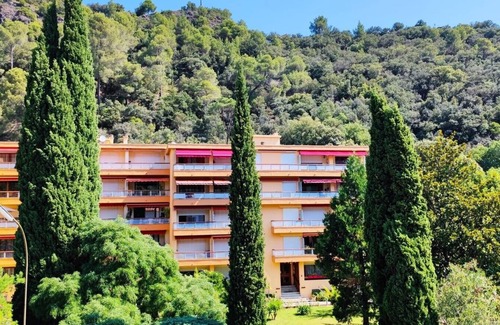 Amelie-les-Bains-Palalda Apartment | HIGH-END STUDIO AMELIE LES BAINS PETITE PROVENCE