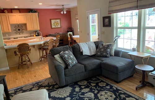 Cameron Park House | High-end exclusive quiet Eastwood Park neighborhood in beautiful Cameron Park